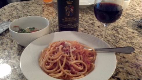 Authentic Roman Bucatini all'Amatriciana recipe from Paggi Pazzo