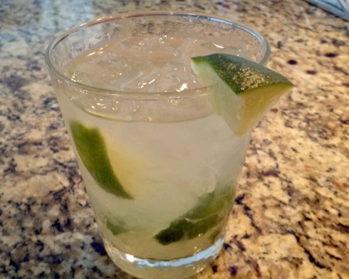 Authentic Brazilian caipirinha recipe with cachaça from Paggi Pazzo!