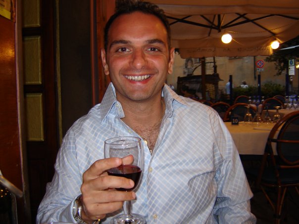 Benvenuti a Paggi Pazzo! Chi e' Italiano?!?!?!