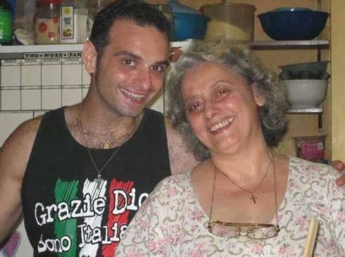 Paggi Pazzo e moma (me perpetuating Italian stereotypes with my attire :-)